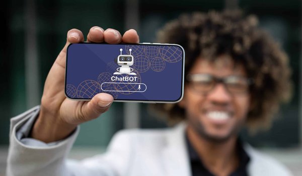 Chatbot en ligne : est-ce avantageux de l'utiliser ?